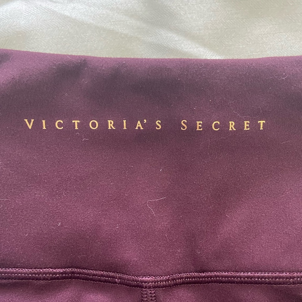 SOLD Victoria Secret Maroon Leggings - Picture 4 of 8